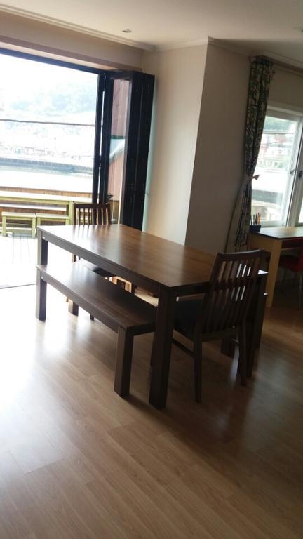 Вилла Tongyeong Camellia House Экстерьер фото